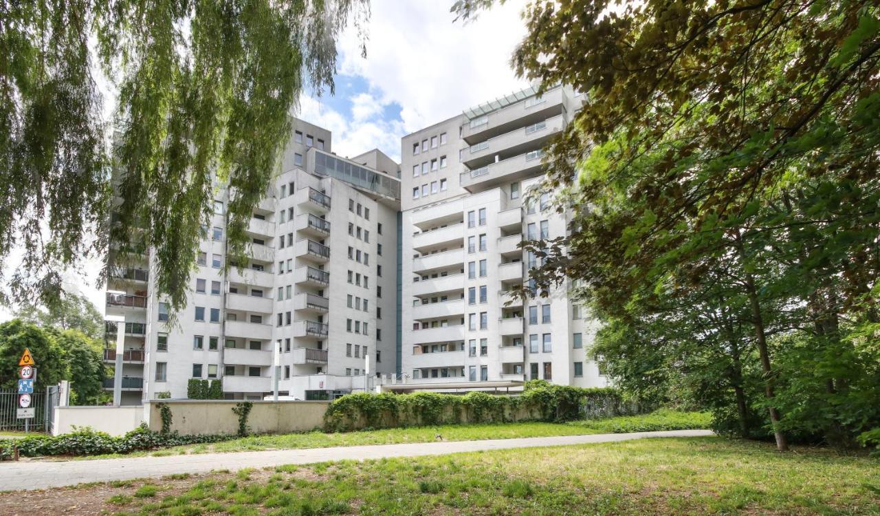Warta Park - Basen Pool - Sauna - Ac Klimatyzacja - Cost Free Parking - Pelikan - 24h Check In * Poznan